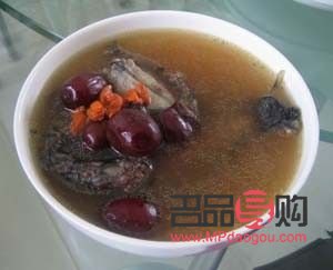 <h3>贵宾犬美容费用探究:让您的爱宠焕发新颜</h3> <h3>贵宾犬美容费用探究:让您的爱宠焕发新颜</h3>