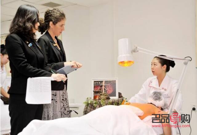 <h3>美容减肥师的职业发展与前景展望</h3>