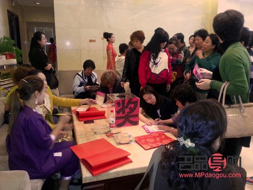 <h3>美容院招聘全攻略:如何吸引并选拔优秀人才</h3> <h3>美容院招聘全攻略:如何吸引并选拔优秀人才</h3>