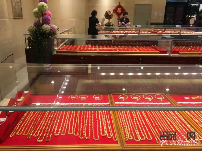 齐鲁金店 泉城路店 怎么样(齐鲁金店泉城路的位置)