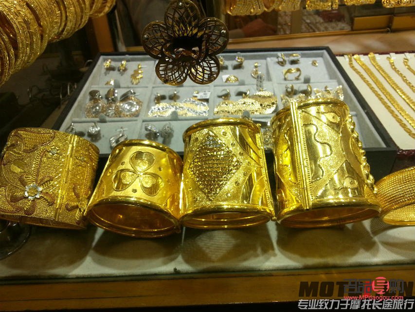 <h3>金店是否可购买一克黄金?</h3> <h3>金店是否可购买一克黄金?</h3>