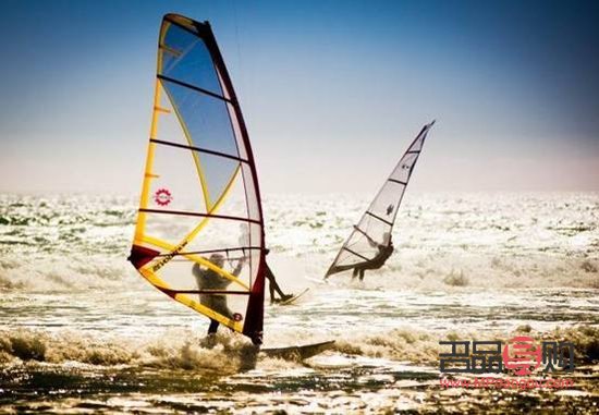 黄金期货市场深度解析与东方财富视角