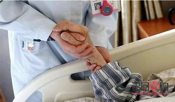 <h3>临终关怀:如何细致入微地护理身体</h3> <h3>临终关怀:如何细致入微地护理身体</h3>