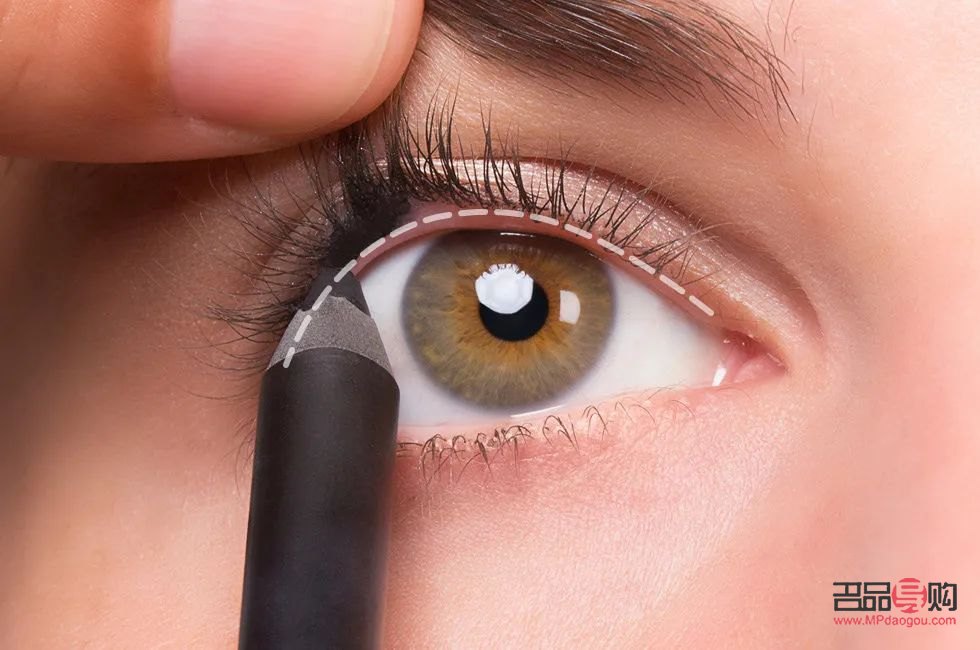 眼线怎么画彩妆(眼线怎么画彩妆好看) 眼线怎么画彩妆(眼线怎么画彩妆好看)