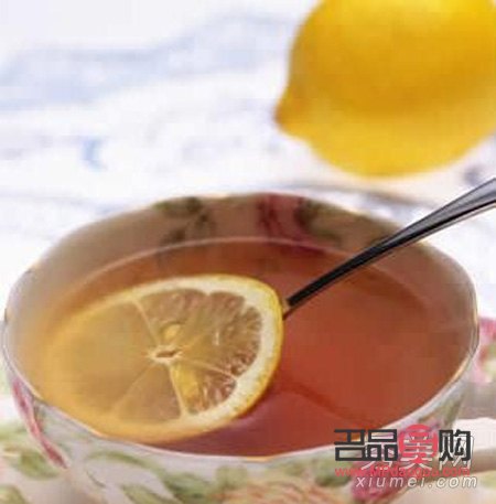 <h3>白芷泡水喝,美容养颜新选择</h3> <h3>白芷泡水喝,美容养颜新选择</h3>