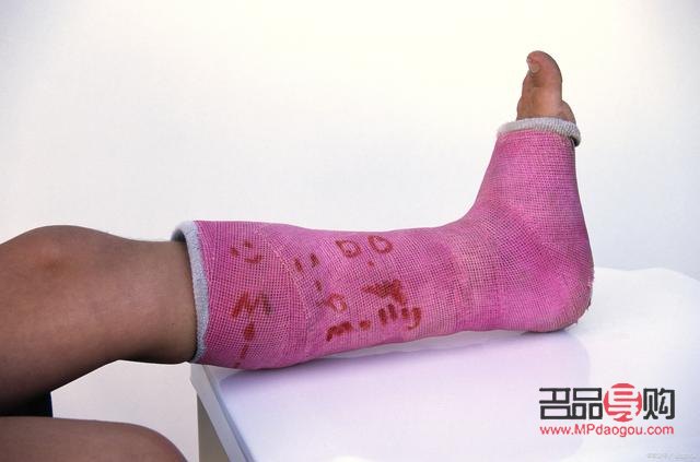 脚骨折能做身体护理吗(脚骨折能做身体护理吗视频) 脚骨折能做身体护理吗(脚骨折能做身体护理吗视频)