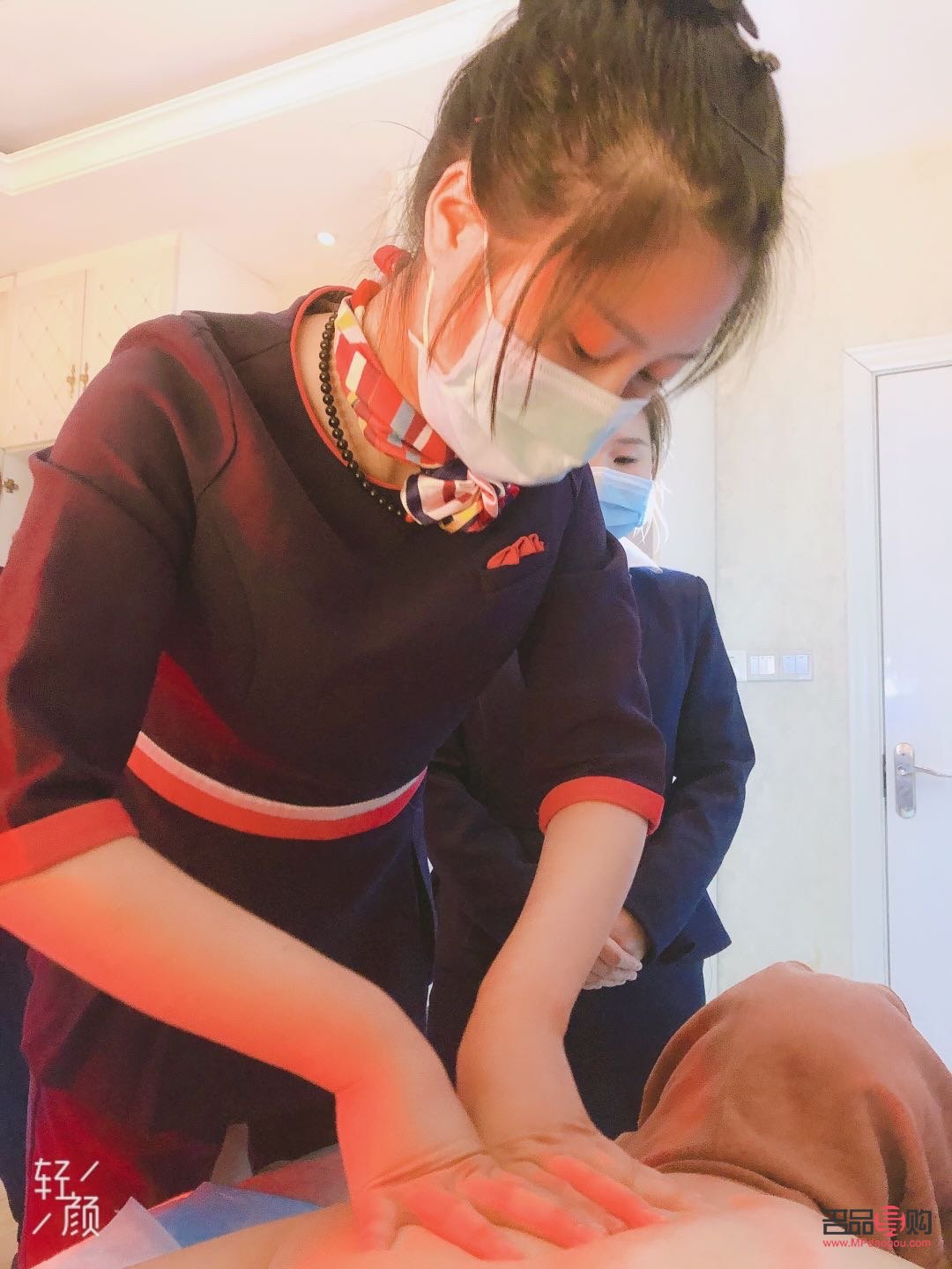 美容师带什么礼物(美容师带什么礼物好)