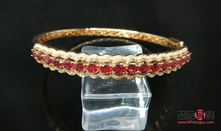 红太阳金店黄金多少钱一克(红太阳金店黄金多少钱一克啊)