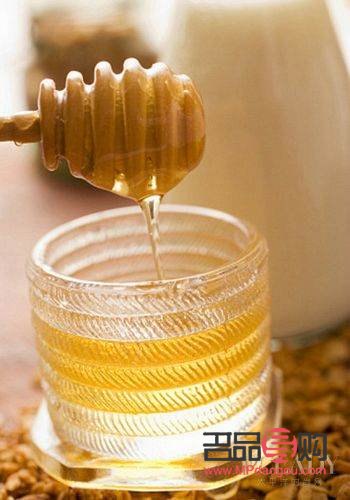 <h3>用蜂蜜怎么美容</h3>