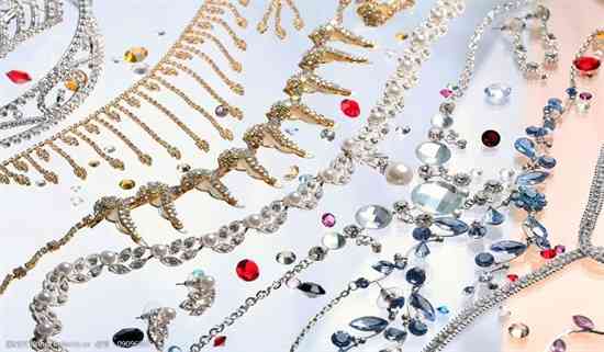 80元一克的绿松石(80元一克的绿松石值钱吗)