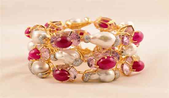 男人戒指的戴法和意义(男士戒指的戴法和意义的含义)