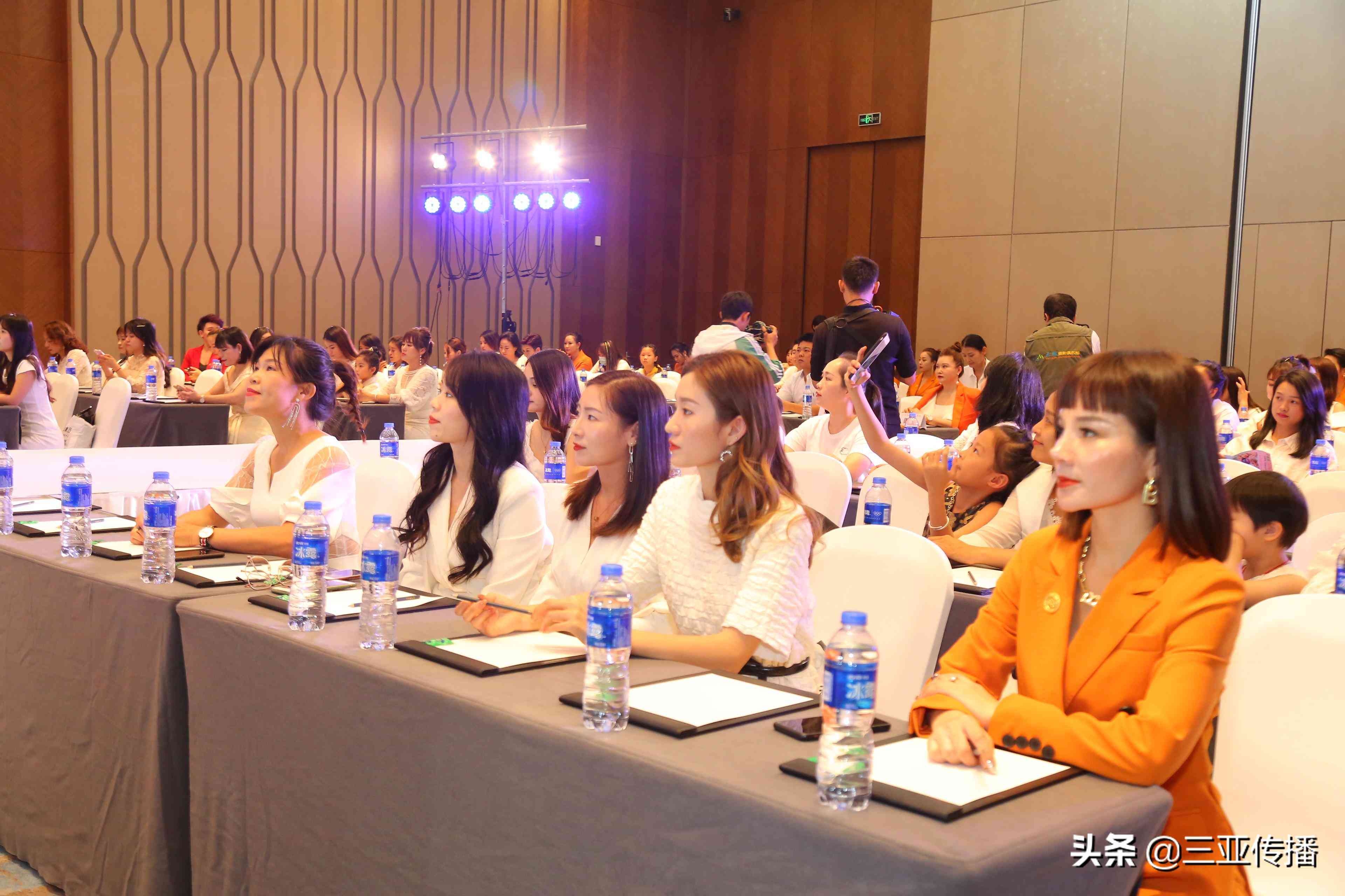 化妆品招商会致辞(化妆品年会致辞)