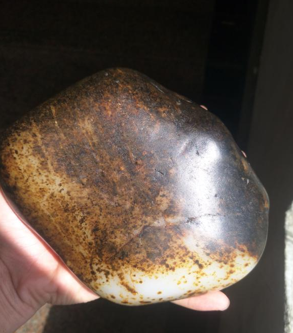 70万一克的羊脂白玉(100万元的羊脂白玉籽料)插图3