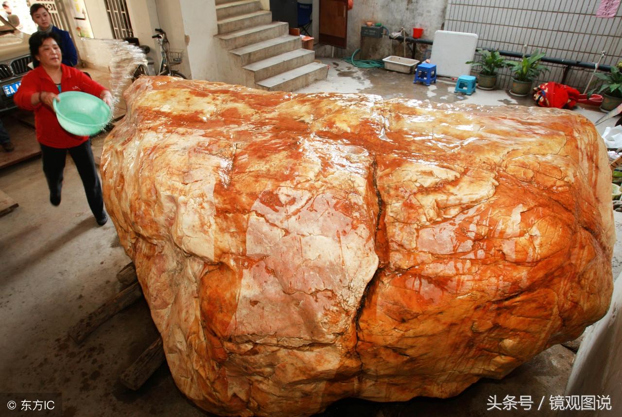 500万购得一块11吨的黄龙玉 3年后有人欲出几千万不卖待升值