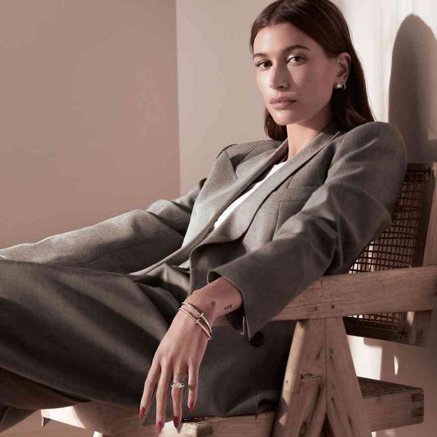 结婚对戒买什么牌子比较好(结婚对戒什么牌子性价比高)