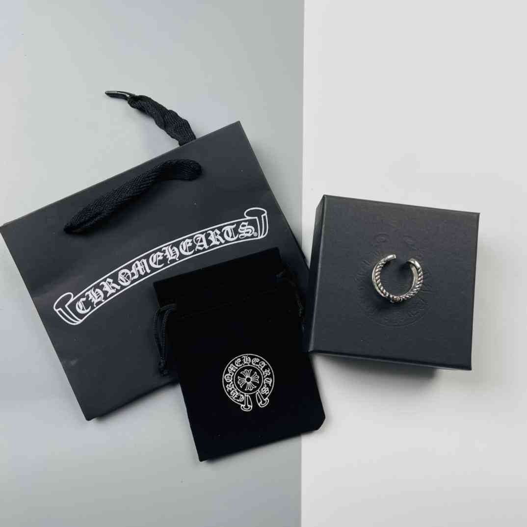 克罗心戒指价格表(克罗心戒指价格表 官网)