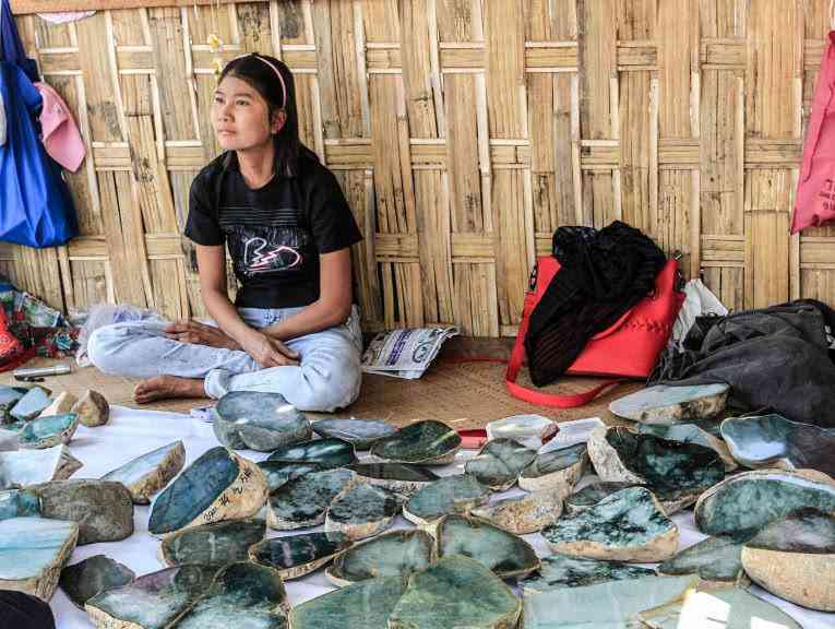 缅甸翡翠怎么那么便宜(缅甸翡翠便宜了么)