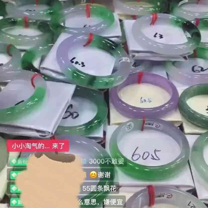 怎样鉴定翡翠的真假最简单的方法(怎么样鉴定翡翠的真假)