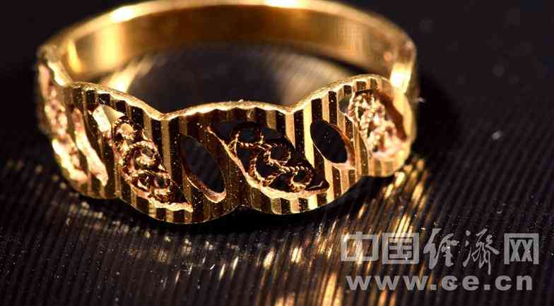 周大福莫桑石钻戒价格(周大福莫桑石项链)