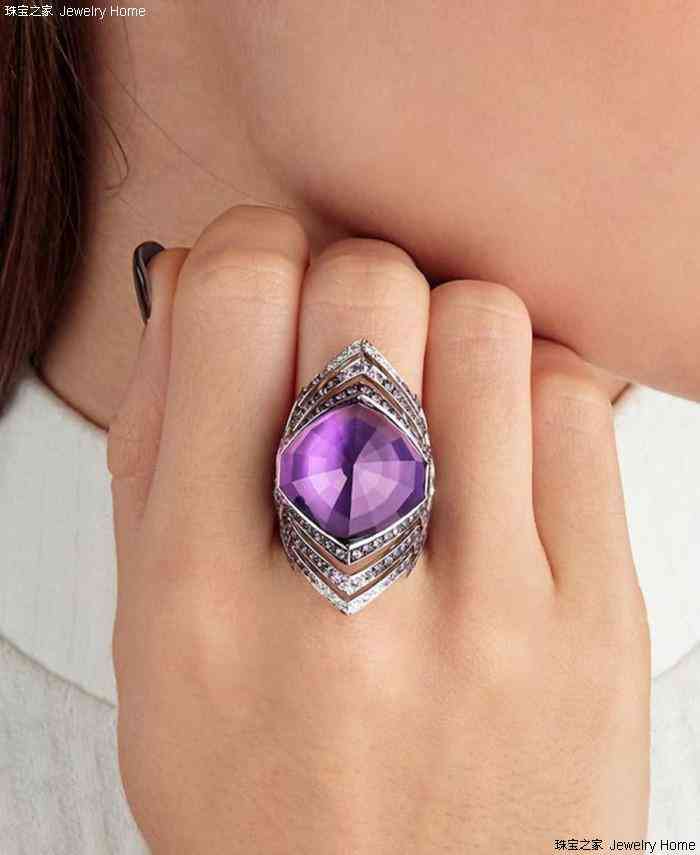 戒指戴右手无名指的意思(戴戒指右手无名指含义)