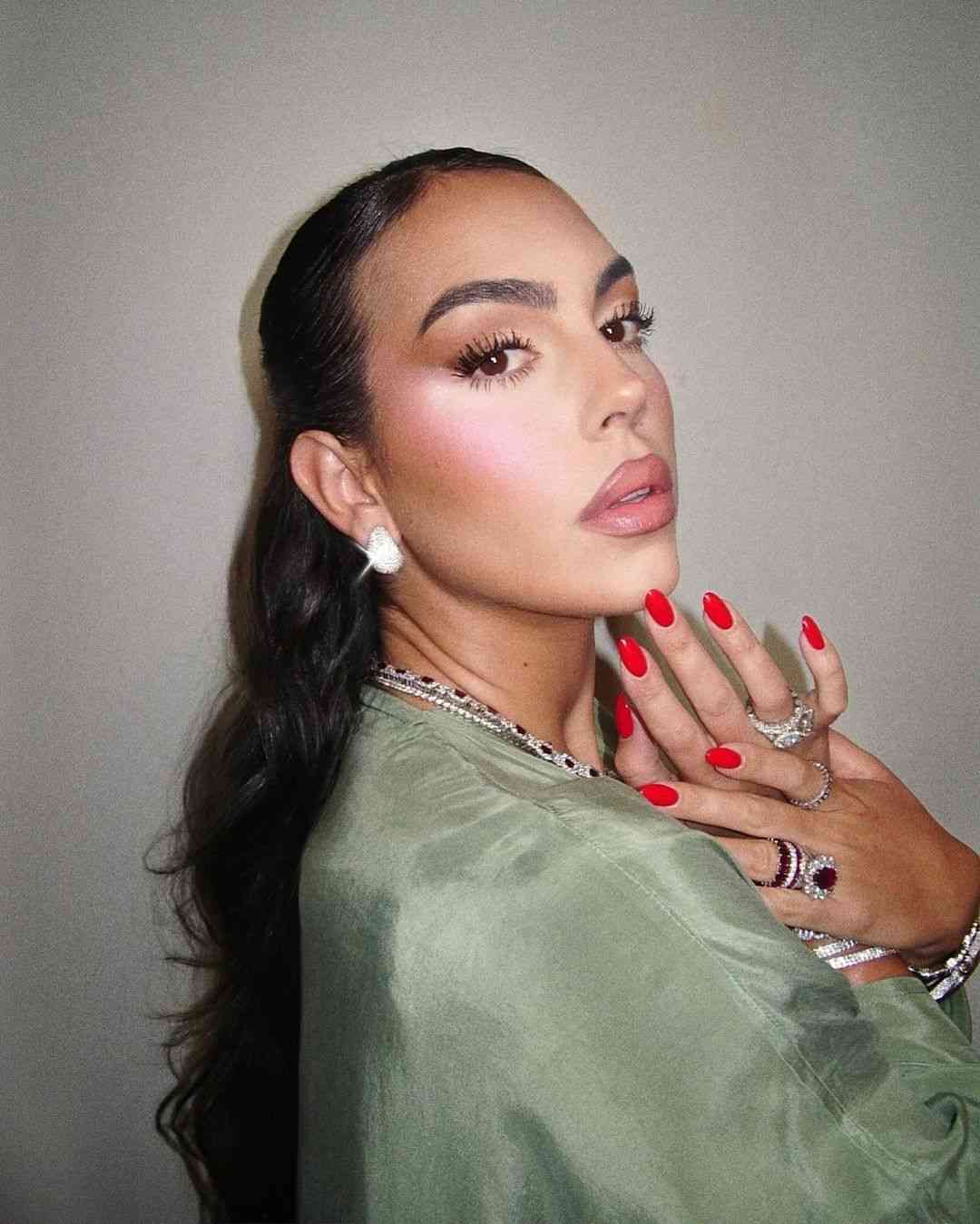 卡地亚戒指报价(地卡亚戒指价格)