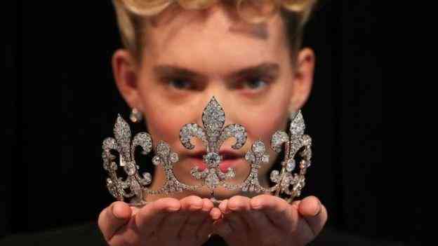 粉钻是最贵的钻石吗(粉钻很贵吗)