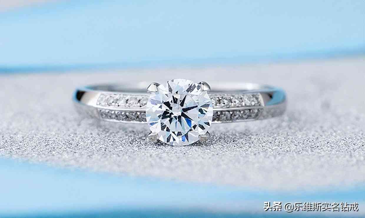 男人不轻易送女人戒指(男人之间可以送戒指吗)