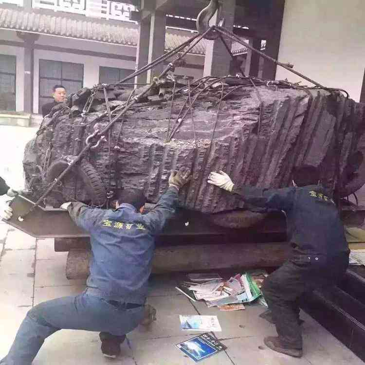 2022年绿松石多少钱一克(绿松石每克多少钱2021)