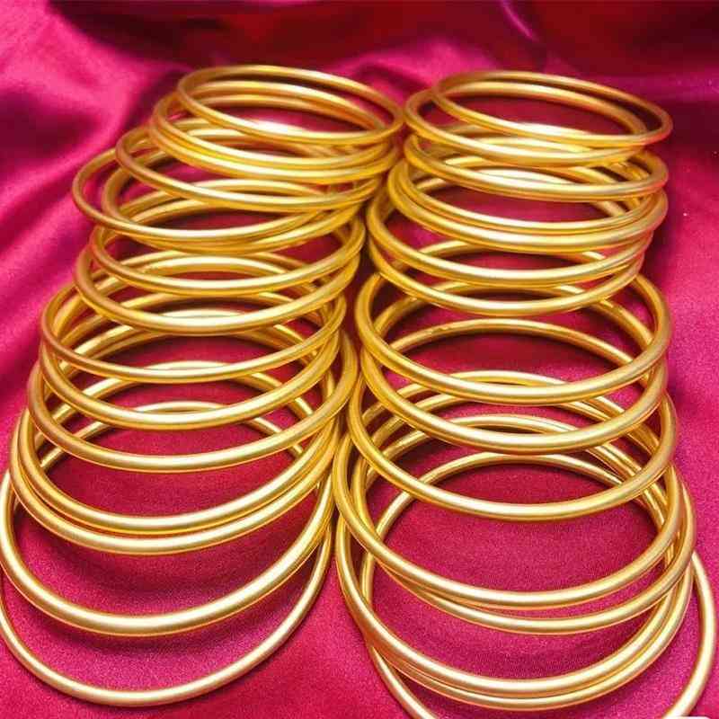 老凤祥黄金手镯多少钱一克(老凤祥黄金手镯多少钱一克2022)