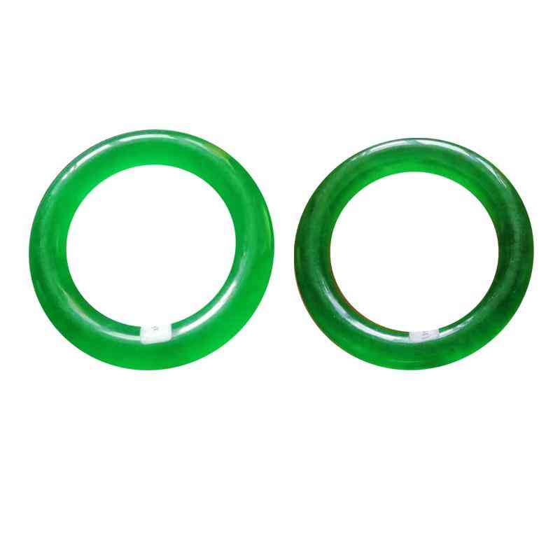 极品帝王绿翡翠手镯(极品帝王绿翡翠手镯图片)