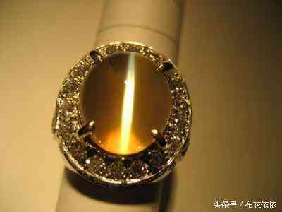 猫眼石的功效与作用寓意(猫眼石的功效与作用寓意和象征)插图1