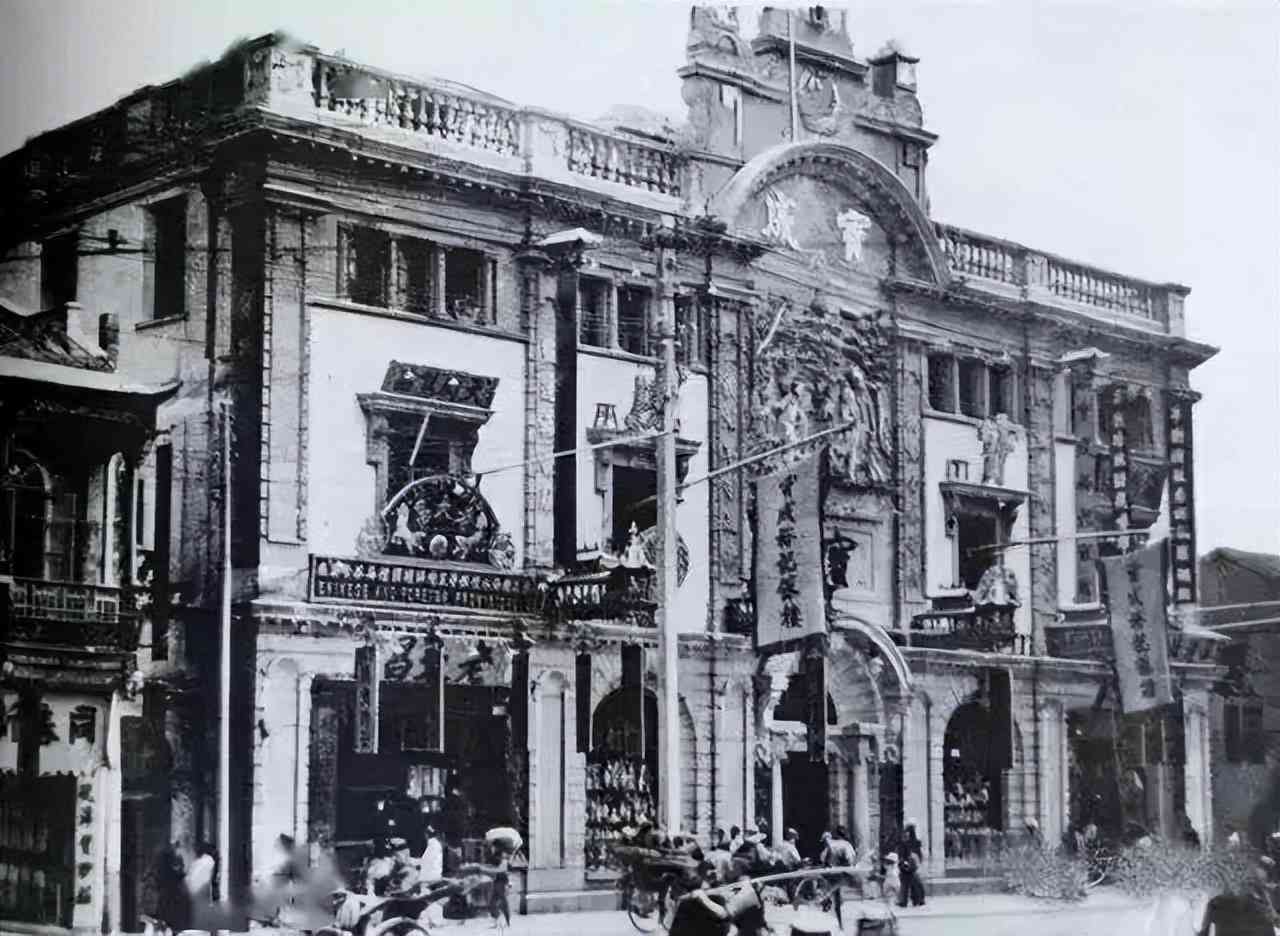 四大珠宝品牌是哪四大(国内一线珠宝品牌有哪些)插图1