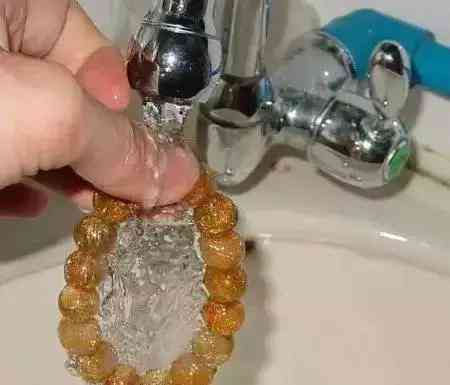 五大宝石不需要消磁(不消磁的水晶手链戴着会怎样)插图3 五大宝石不需要消磁(不消磁的水晶手链戴着会怎样)插图3