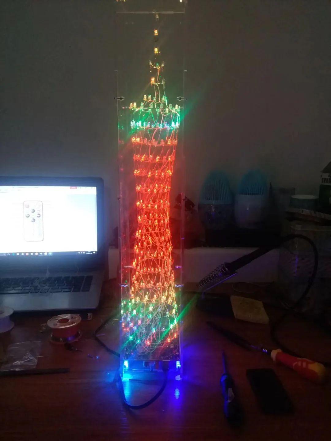 白金耳钉大概多少钱(白金耳钉好处)插图2 白金耳钉大概多少钱(白金耳钉好处)插图2