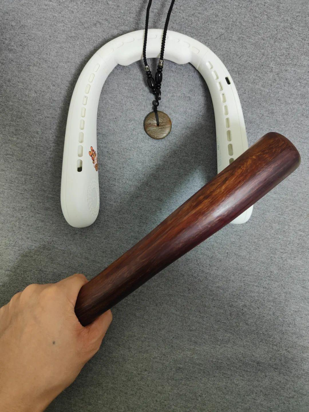 白金耳钉大概多少钱(白金耳钉好处)插图4 白金耳钉大概多少钱(白金耳钉好处)插图4