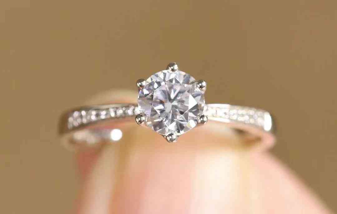 一克拉钻戒多少分(钻石一克拉多少钱)插图1