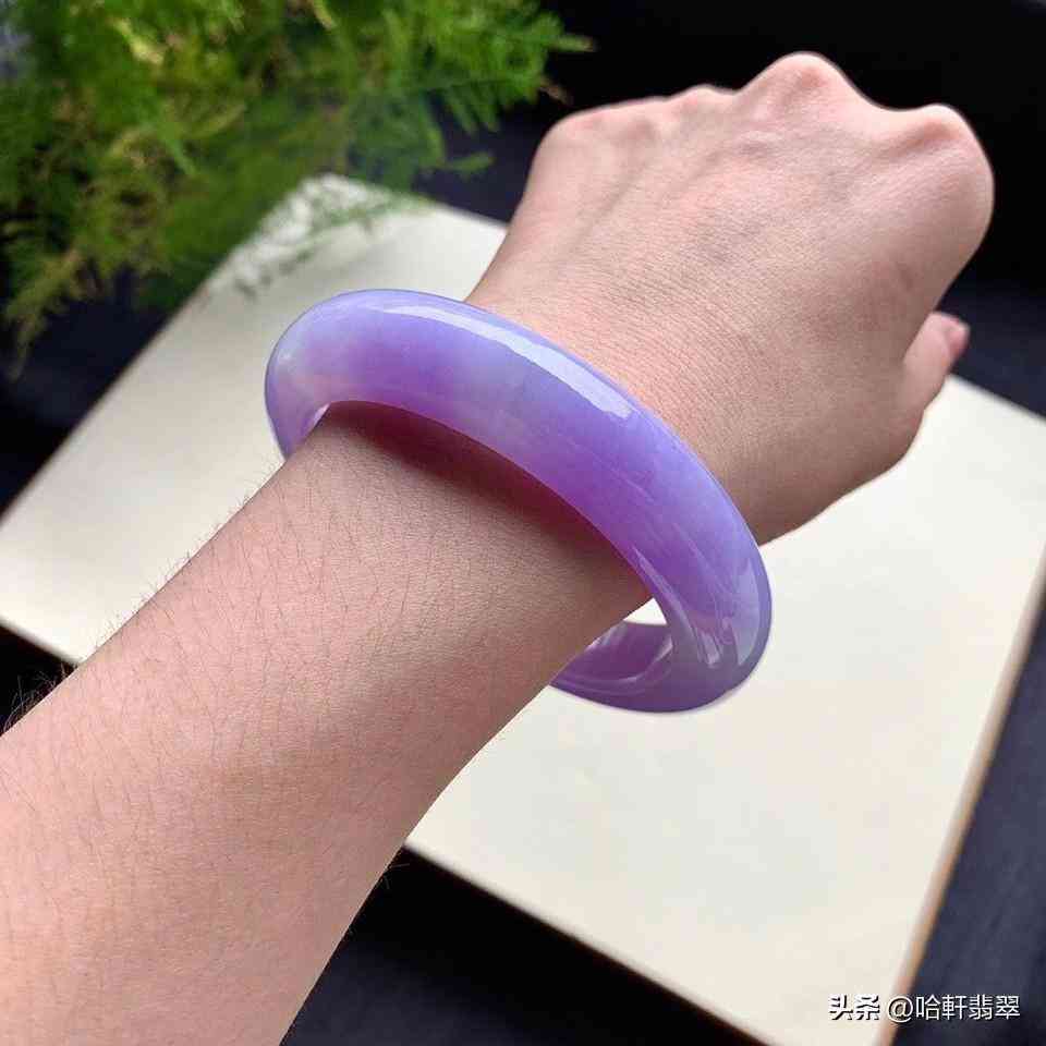 翡翠紫罗兰值钱吗(翡翠紫罗兰值钱吗值得买吗)