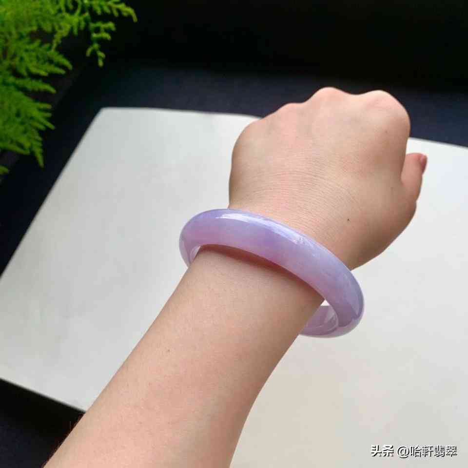 翡翠紫罗兰值钱吗(翡翠紫罗兰值钱吗值得买吗)插图8 翡翠紫罗兰值钱吗(翡翠紫罗兰值钱吗值得买吗)插图8