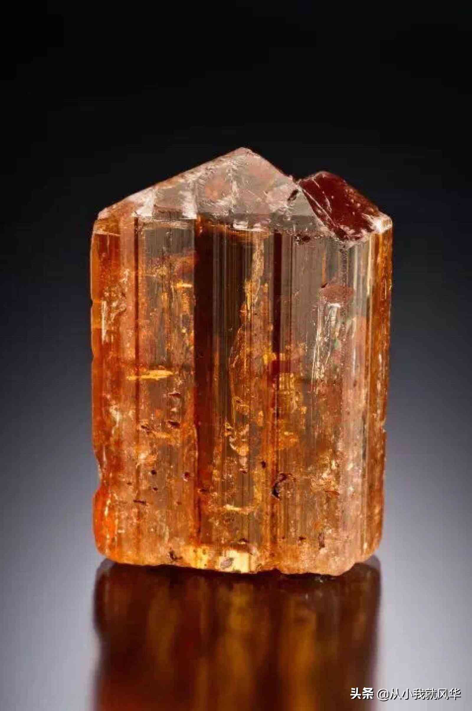 托帕石原石(托帕石原石是什么颜色)插图2