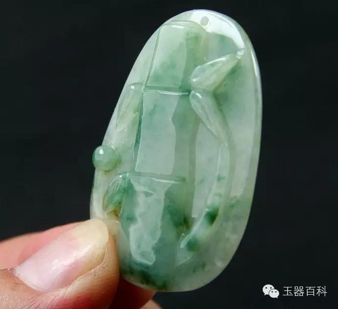 怎么看翡翠a货的真假(怎么辨别翡翠a货是否是真的)插图1