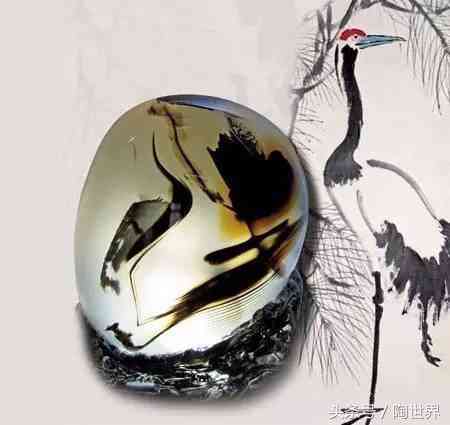 300元买的玉髓是真的吗(真假玉髓对比照图片)插图1 300元买的玉髓是真的吗(真假玉髓对比照图片)插图1