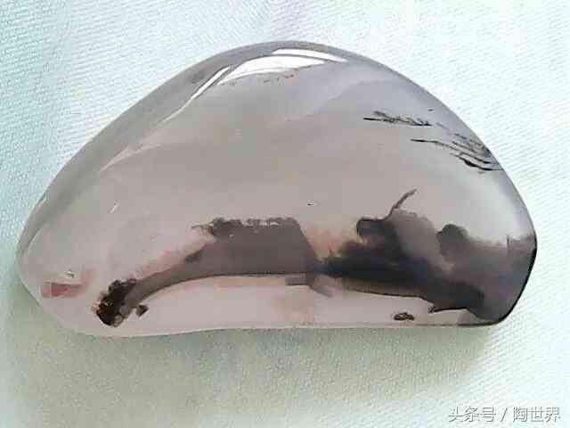 300元买的玉髓是真的吗(真假玉髓对比照图片)插图12 300元买的玉髓是真的吗(真假玉髓对比照图片)插图12