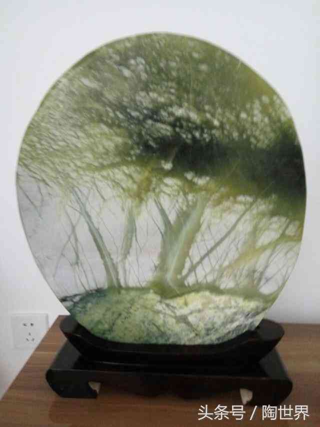 300元买的玉髓是真的吗(真假玉髓对比照图片)插图14 300元买的玉髓是真的吗(真假玉髓对比照图片)插图14