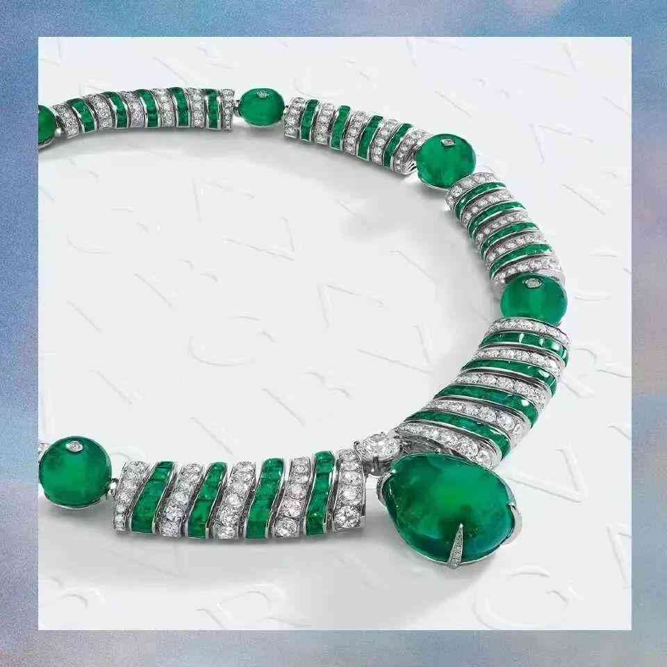 祖母绿戒指一般多少钱(祖母绿戒指一般多少钱一对)插图8