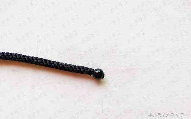 编织红绳手链教程(编织红绳手链教程金刚结)插图10 编织红绳手链教程(编织红绳手链教程金刚结)插图10