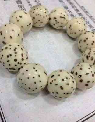 菩提子手串有什么好处(怎么鉴定菩提根手串真假)插图8