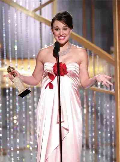 为啥送施华洛世奇必分手啊(为什么送施华洛世奇是直男)插图4