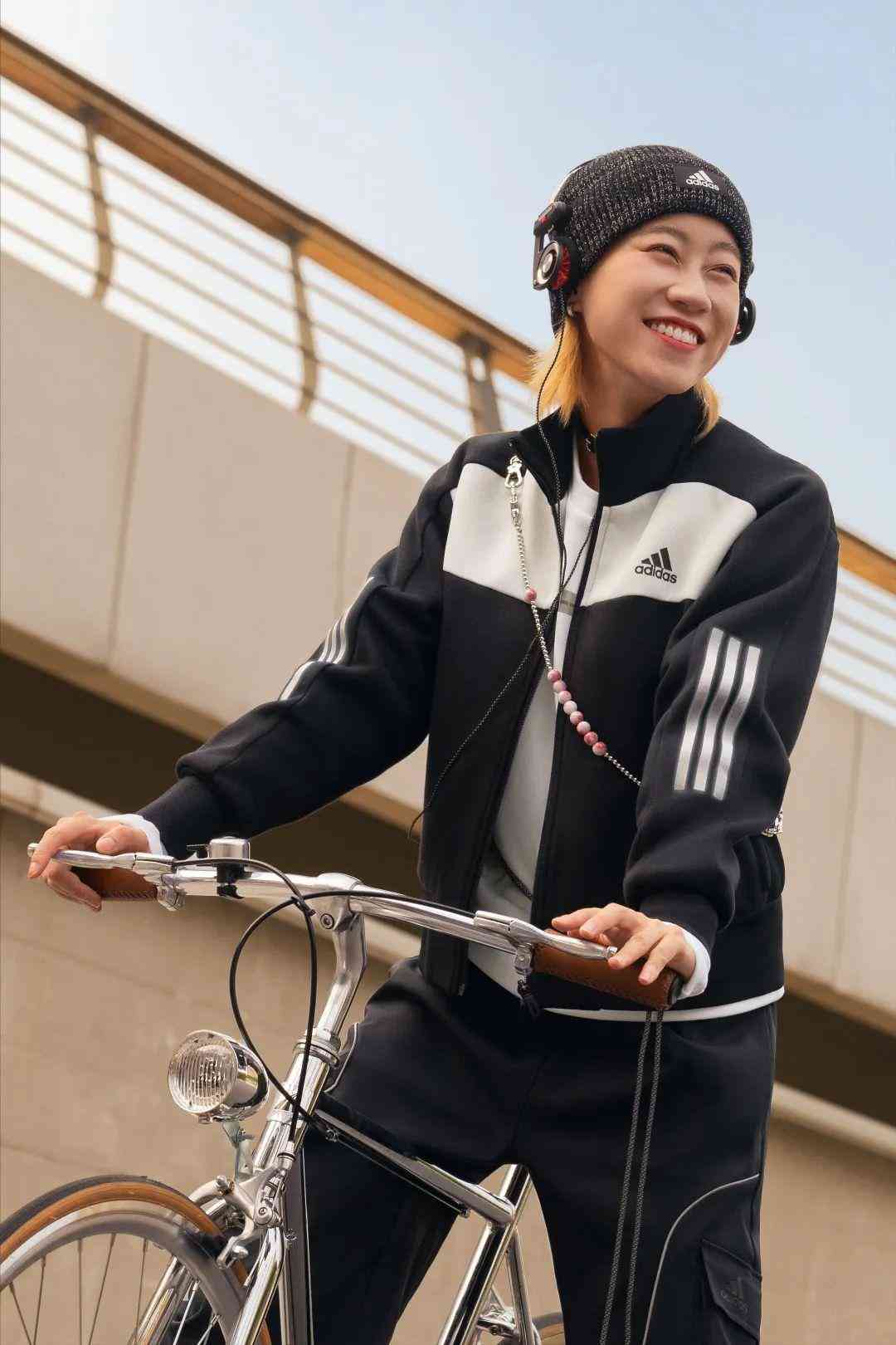 蒂芙尼新款戒指(蒂芙尼新款戒指图片)插图41 蒂芙尼新款戒指(蒂芙尼新款戒指图片)插图41