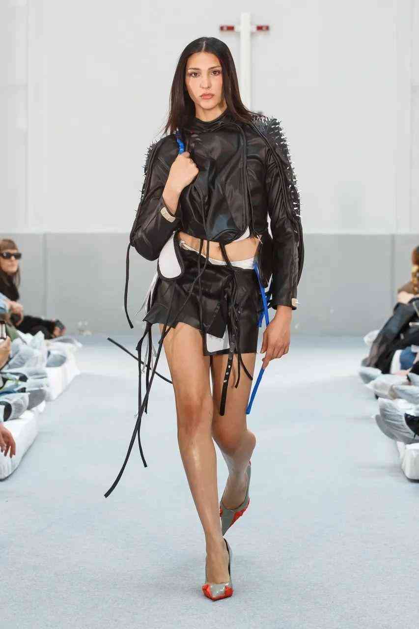 蒂芙尼新款戒指(蒂芙尼新款戒指图片)插图55 蒂芙尼新款戒指(蒂芙尼新款戒指图片)插图55