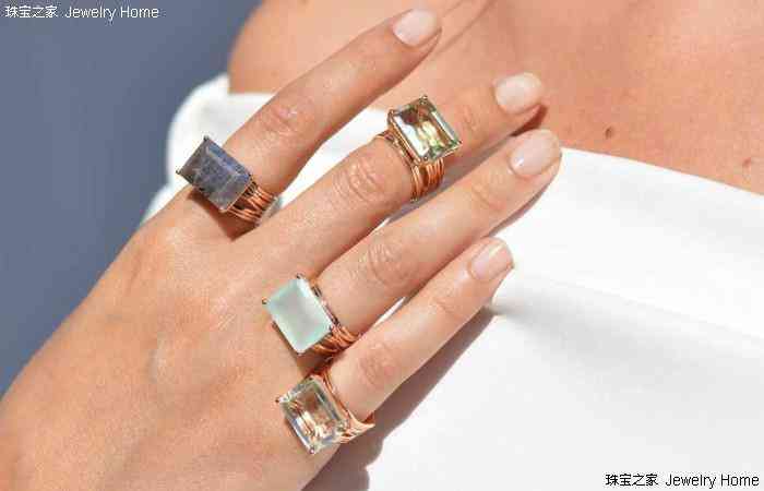 女生右手戴戒指(女生右手中指戴戒指)插图5 女生右手戴戒指(女生右手中指戴戒指)插图5